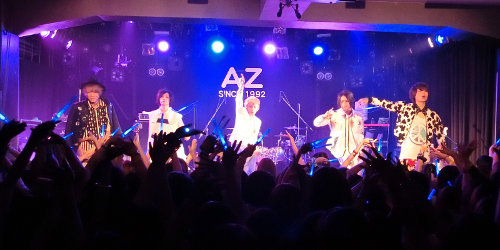 by Seika